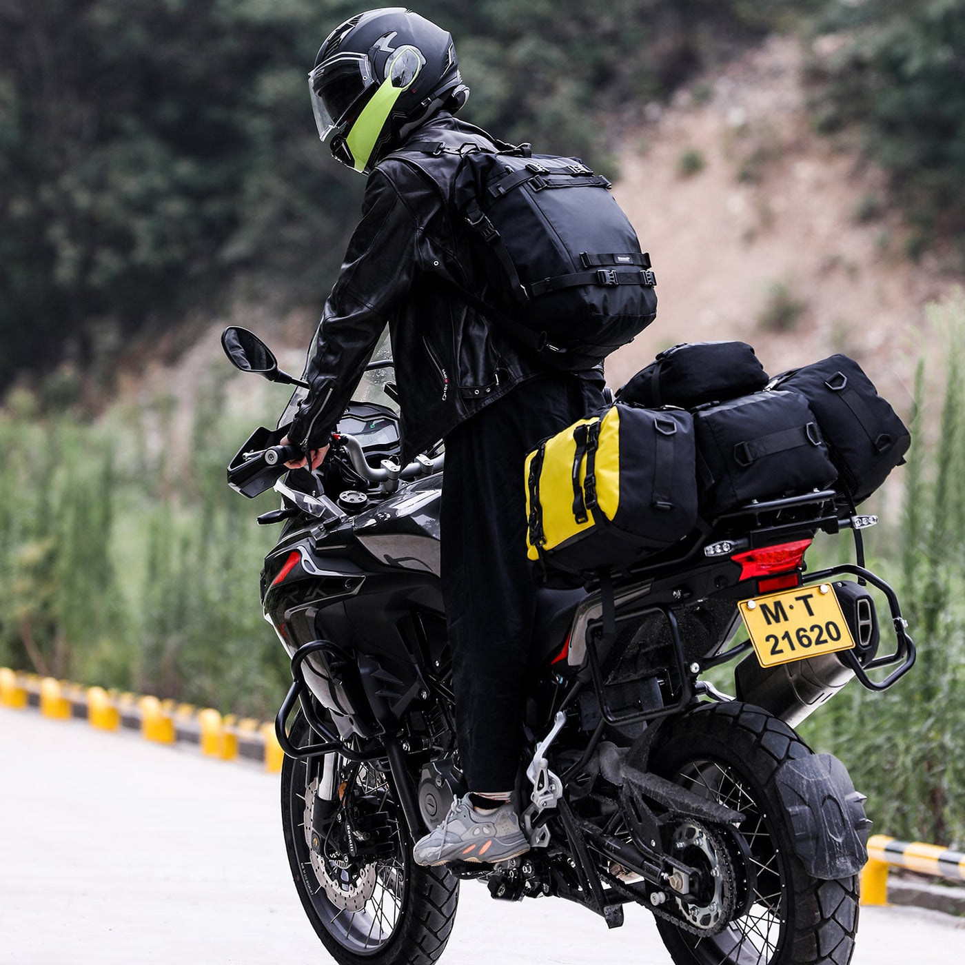 20 Liter Moto Tail Pack