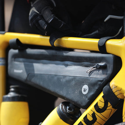 Plateau Series X Waterproof Triangle bag -2.6l