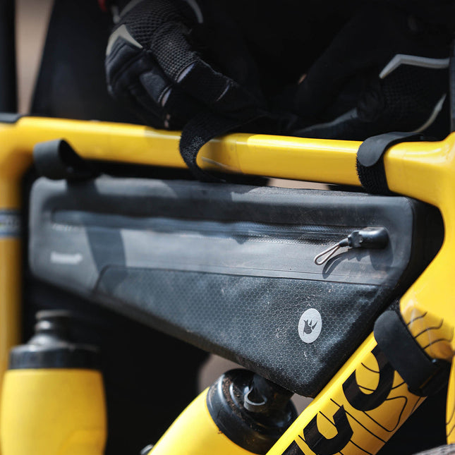 Plateau Series X Waterproof Triangle bag -2.6l