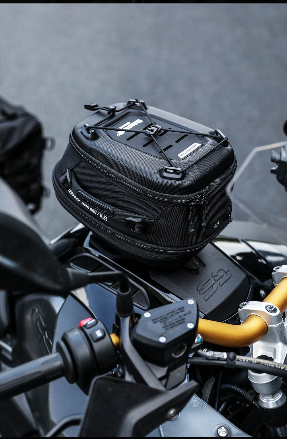 Mechanic Series x 5.6L Magnetic Tank Bag
