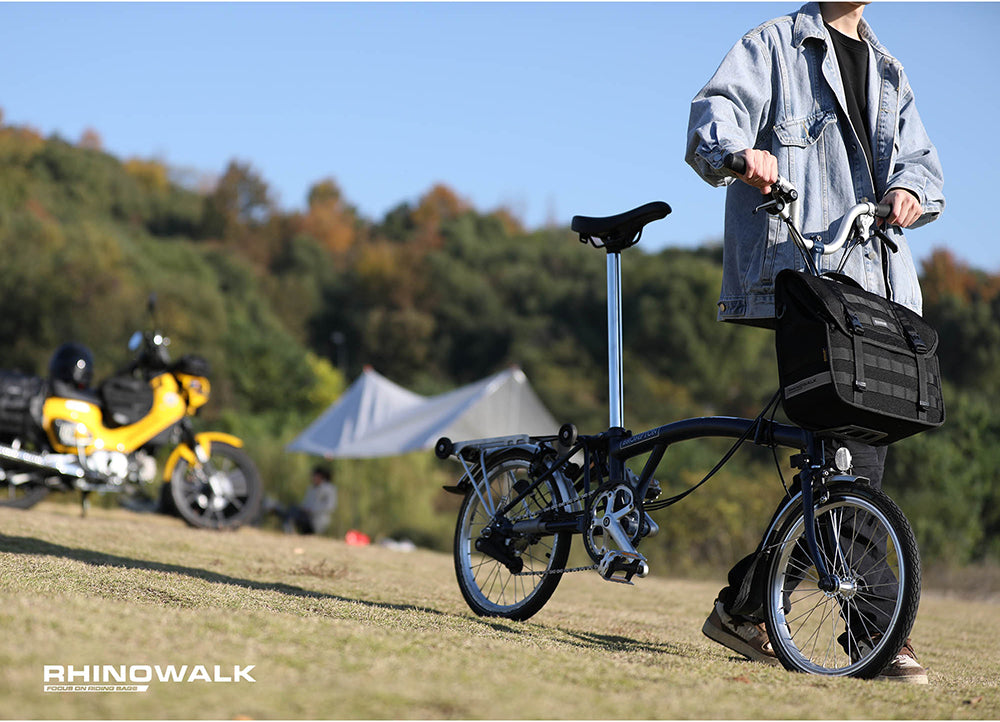 Quick shops release handlebar bag