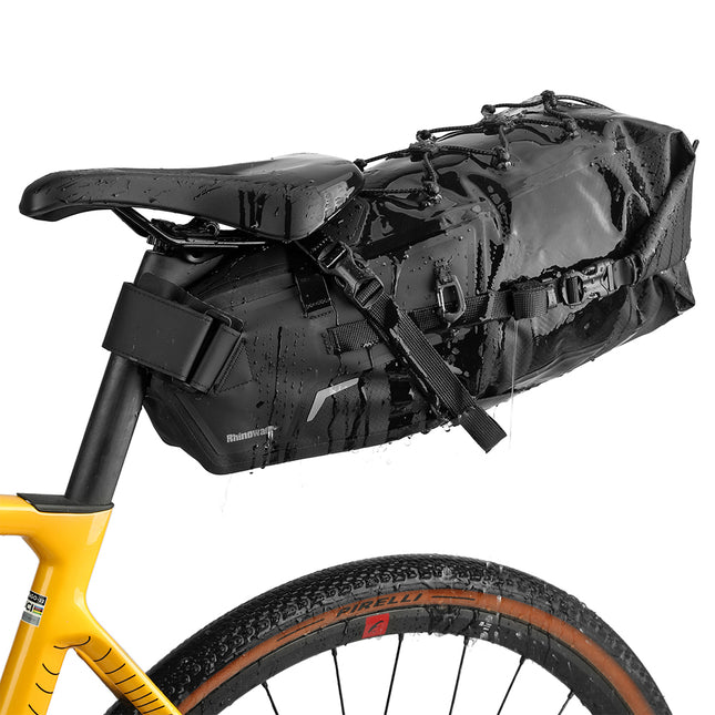 Water beading on Rhinowalk BGY0059 waterproof welded TPU saddle bag