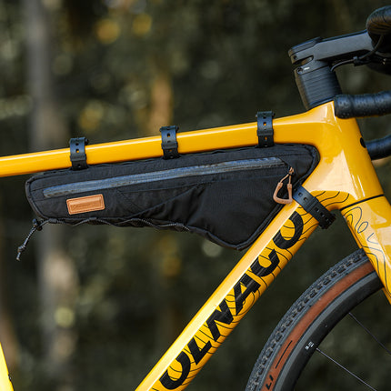Rhinowalk Nomad 1.7L slim bicycle frame bag lifestyle view 37